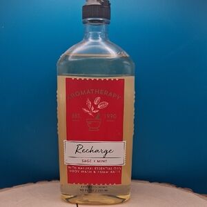 Bath & Body Works Aromatherapy Recharge Body Wash/Foam Bath